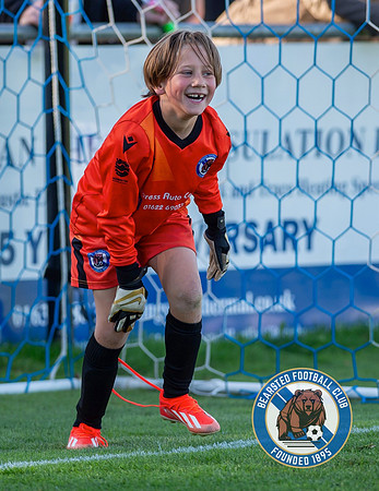 Bearsted_(2)_5-2_(0)_HollandsAndBlair_133