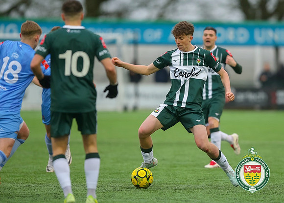 AshfordUnited_(1)_3-0_(0)_DealTown_257