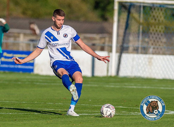 Bearsted_(2)_5-2_(0)_HollandsAndBlair_181