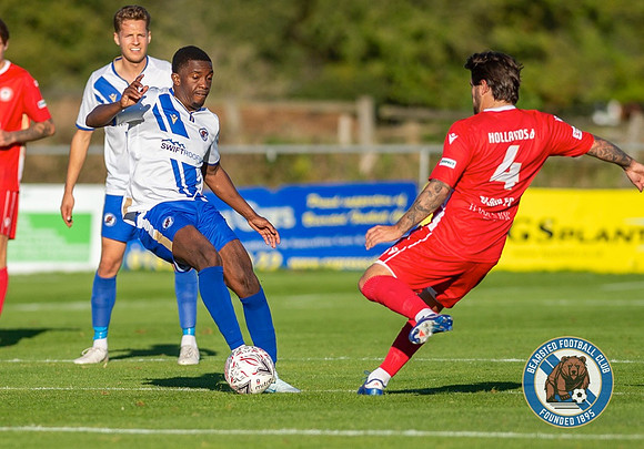 Bearsted_(2)_5-2_(0)_HollandsAndBlair_260