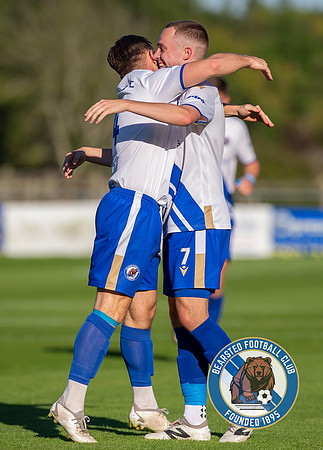 Bearsted_(2)_5-2_(0)_HollandsAndBlair_143