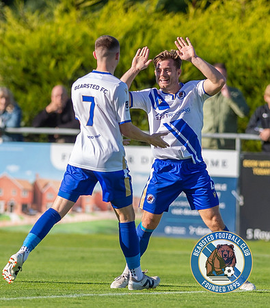 Bearsted_(2)_5-2_(0)_HollandsAndBlair_093