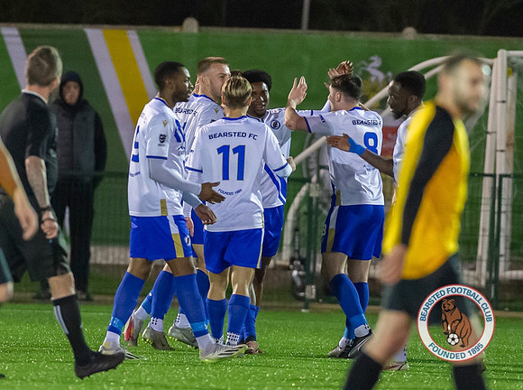 Kennington_1-1_Bearsted_058