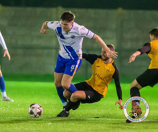 Kennington_1-1_Bearsted_101