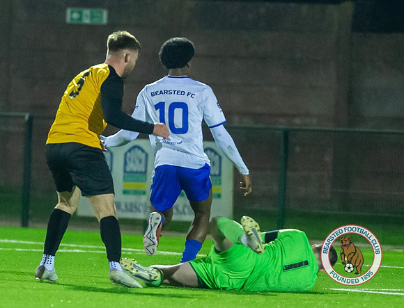 Kennington_1-1_Bearsted_153