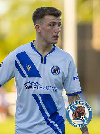 Bearsted_(2)_5-2_(0)_HollandsAndBlair_267