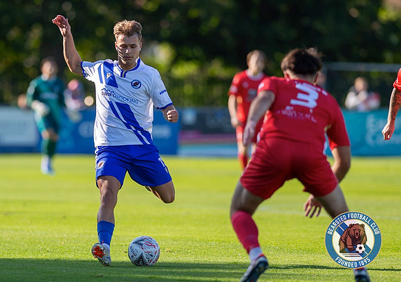Bearsted_(2)_5-2_(0)_HollandsAndBlair_034