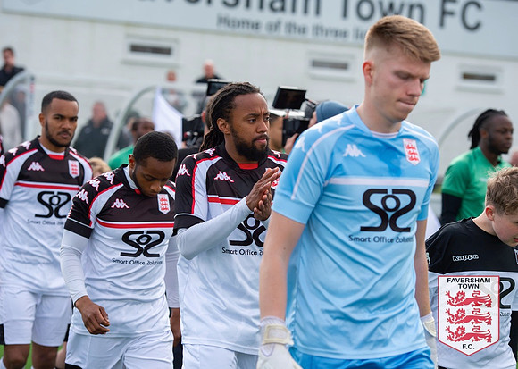Faversham_v_WellingTown_011