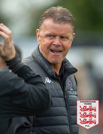 Faversham_v_WellingTown_020