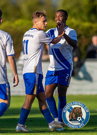 Bearsted_(2)_5-2_(0)_HollandsAndBlair_255