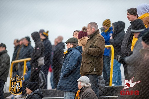 FIFC_v_CAFC_Warmup-fans-063