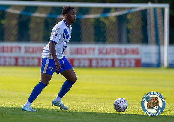 Bearsted_(2)_5-2_(0)_HollandsAndBlair_020
