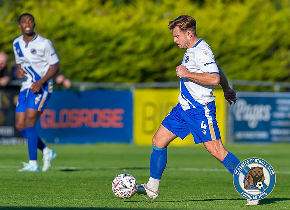 Bearsted_(2)_5-2_(0)_HollandsAndBlair_276
