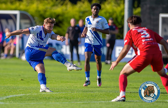 Bearsted_(2)_5-2_(0)_HollandsAndBlair_111