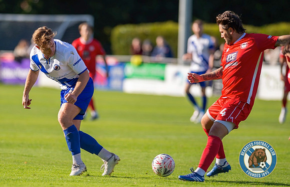 Bearsted_(2)_5-2_(0)_HollandsAndBlair_051