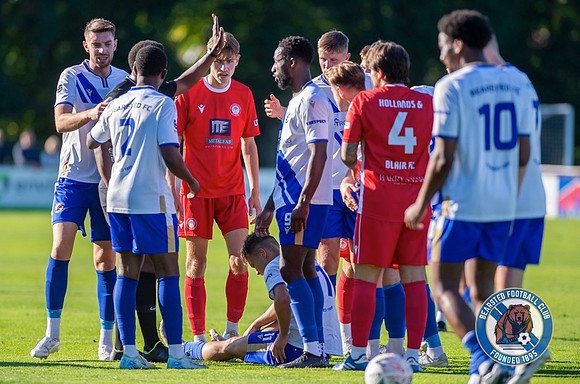 Bearsted_(2)_5-2_(0)_HollandsAndBlair_117