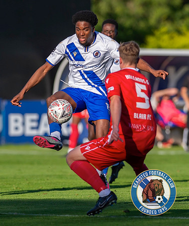 Bearsted_(2)_5-2_(0)_HollandsAndBlair_195