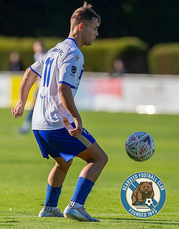 Bearsted_(2)_5-2_(0)_HollandsAndBlair_099
