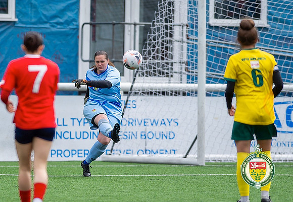 Ebbsfleet_8-0_AshfordLadies_015