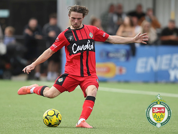 ISE_Faversham_3-1_AshfordUnited_473