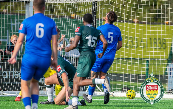 Ashford_2-1_HartleyWintney_107