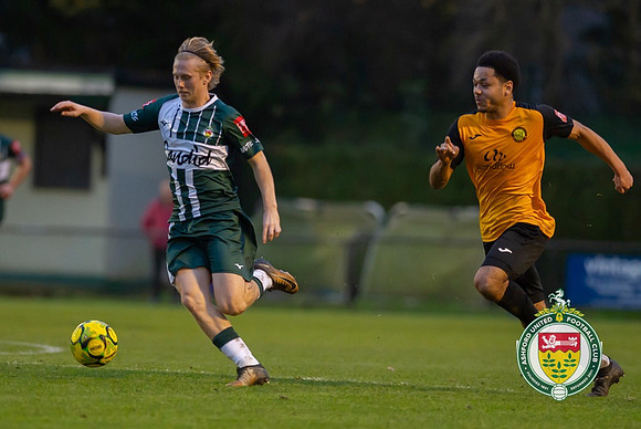 ISE_Merstham_2-0_AshfordUnited_165