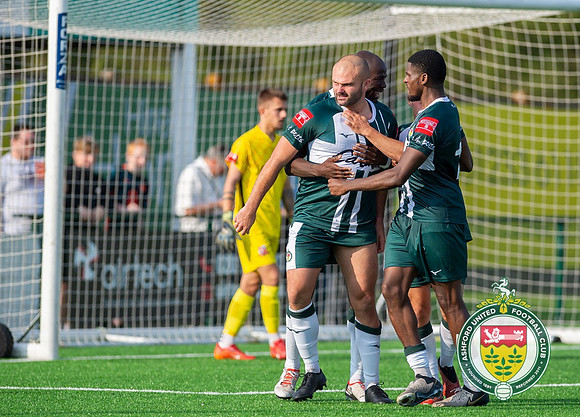 Ashford_2-1_HartleyWintney_115