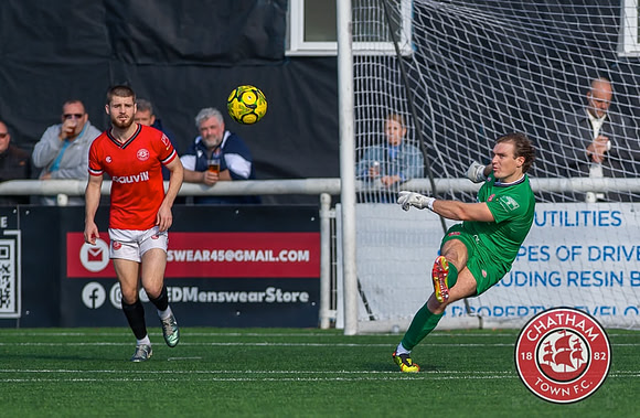 Chatham_0-3_Slough_193
