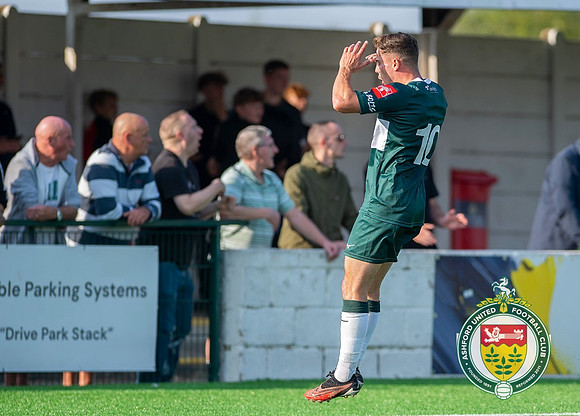 Ashford_2-1_HartleyWintney_171