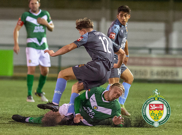 25102022Ashford_2-1_ThreeBridges_031