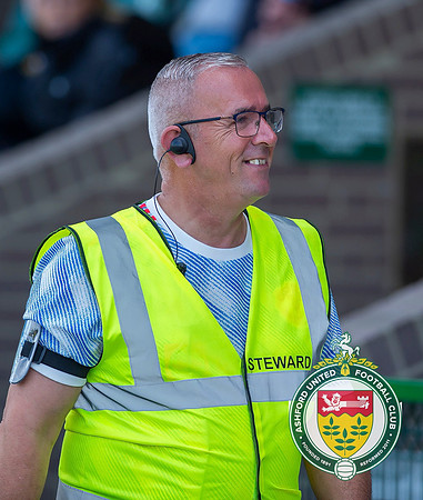 Ashford_2-1_HartleyWintney_095