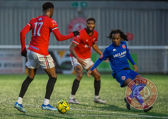 ChathamTown_(2)_5-0_(0)_Whitehawk_148