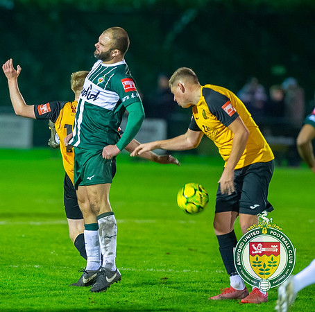 ISE_Merstham_2-0_AshfordUnited_333