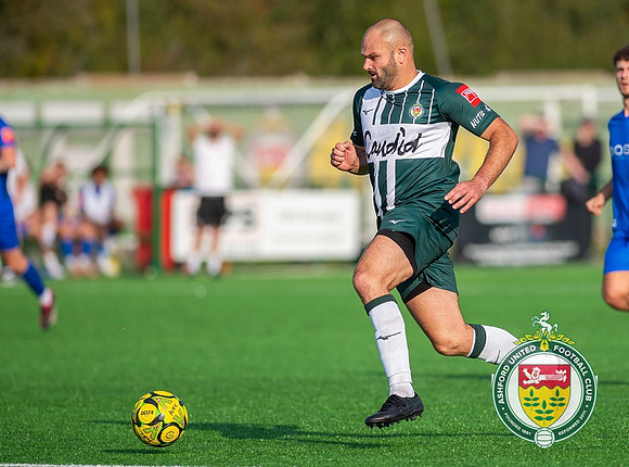Ashford_2-1_HartleyWintney_175