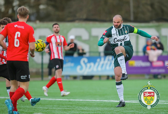 AshfordUnited_2-1_SheppeyUnited_274
