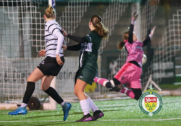 AshfordLadies_2-2_Margate_(3-4pens)_072
