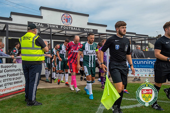 FATrophy_Deal_0-1_AshfordUnited_054