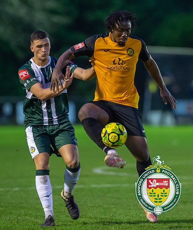 ISE_Merstham_2-0_AshfordUnited_185