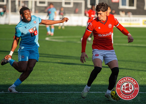 Chatham_0-3_Slough_328