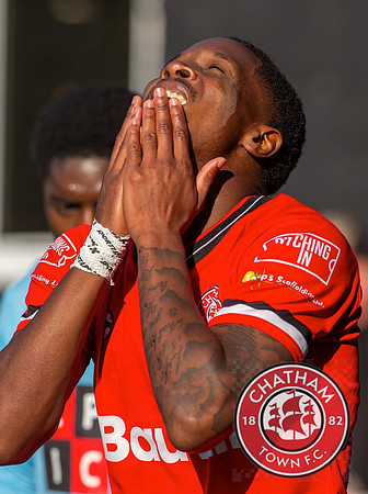 Chatham_0-3_Slough_255