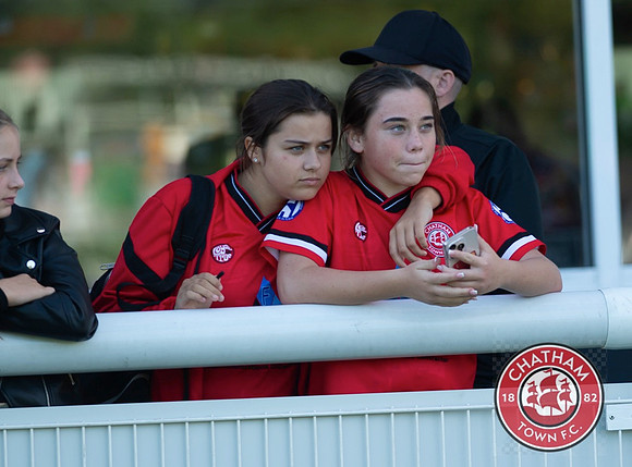 Chatham_0-3_Slough_099