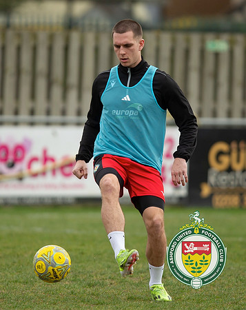 PhoenixSports_2-2_AshfordUnited_011