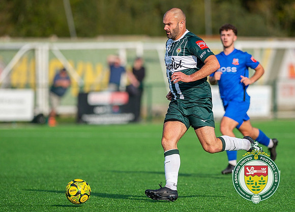 Ashford_2-1_HartleyWintney_174
