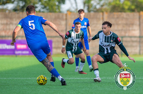 Ashford_2-1_HartleyWintney_199
