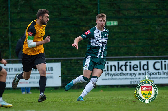 ISE_Merstham_2-0_AshfordUnited_063
