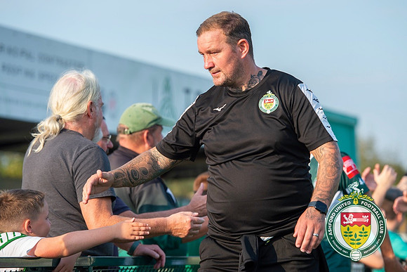 Ashford_2-1_HartleyWintney_239