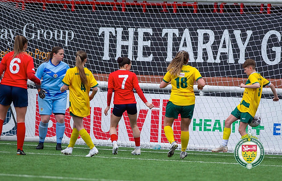 Ebbsfleet_8-0_AshfordLadies_314