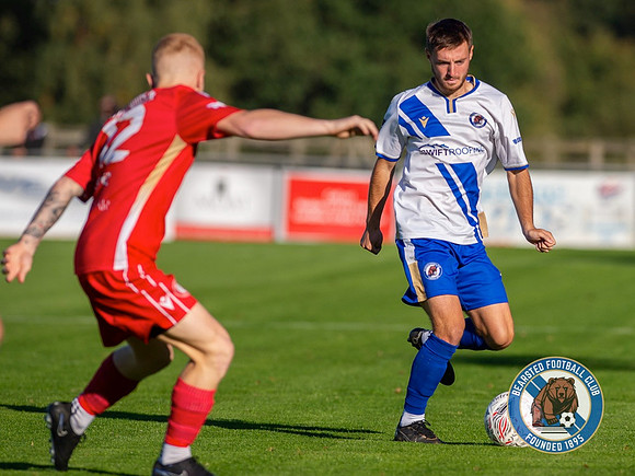 Bearsted_(2)_5-2_(0)_HollandsAndBlair_141