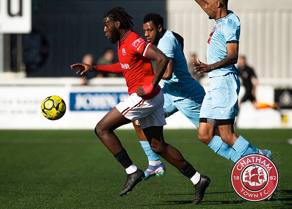 Chatham_0-3_Slough_083