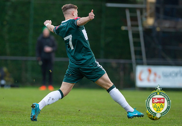 ISE_Merstham_2-0_AshfordUnited_023